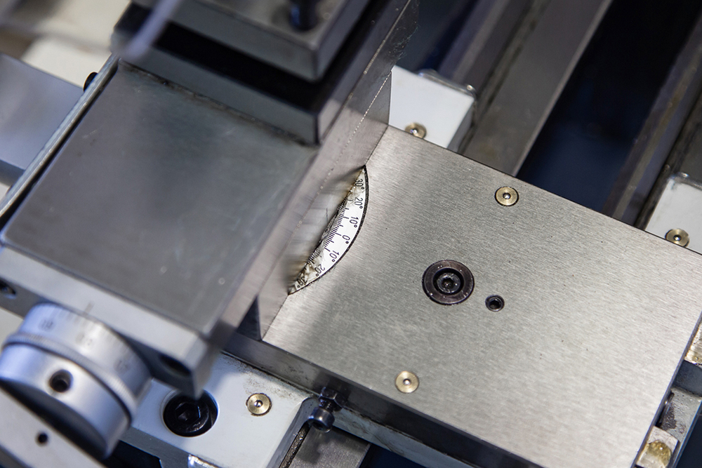 Токарный станок по металлу MetalMaster MML 2140V