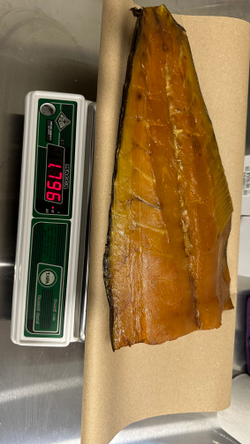 Осетр байкальский холодного копчения 100г