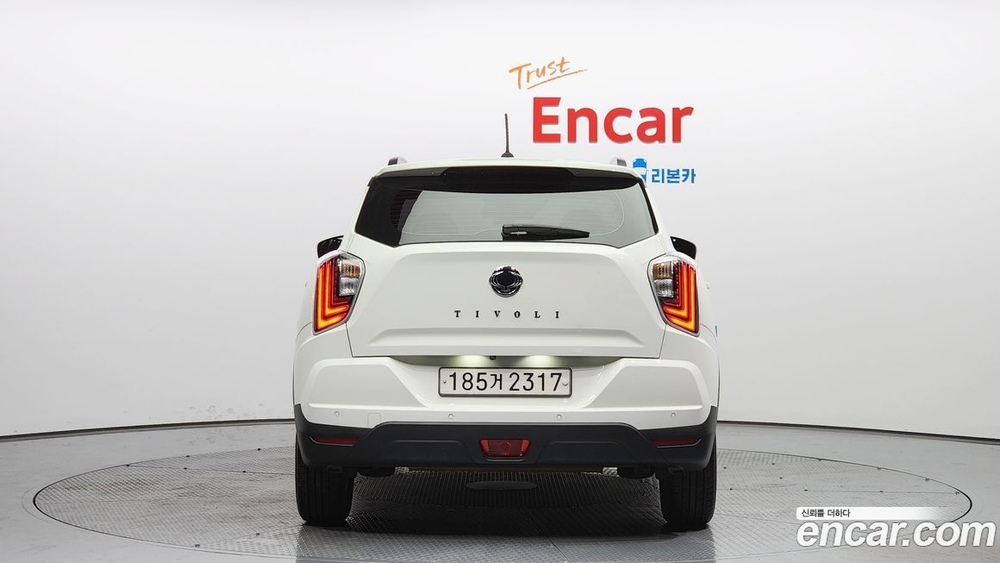 KG Mobility (Ssangyong) Very New Tivoli Бензин 1.5 2WD (09.2020)