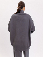 Свитер базовый