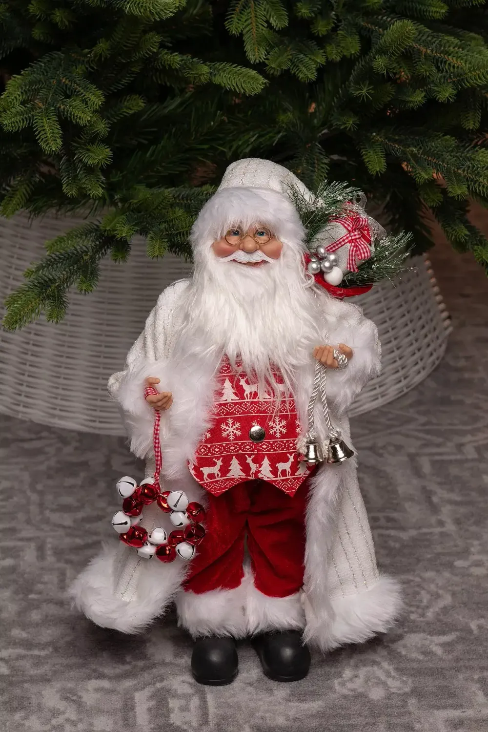 Дед Мороз под елку «Обаятельный весельчак»