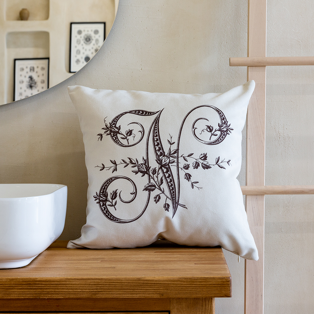 Арт-подушка Объект мечты Монограмма буквы N