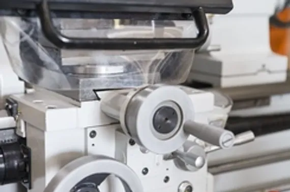 Оптоволоконный лазерный станок XTLaser для резки листов и труб серии WT