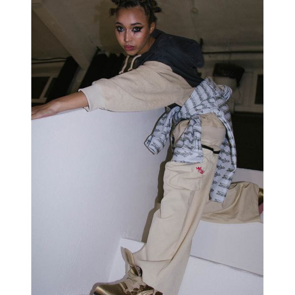 Брюки SoWhat Карго Широкие Плотные Молоко - фото 4