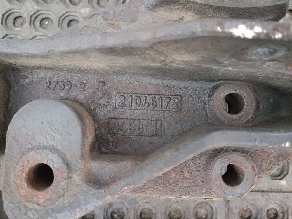 Кронштейн рессоры передний левый