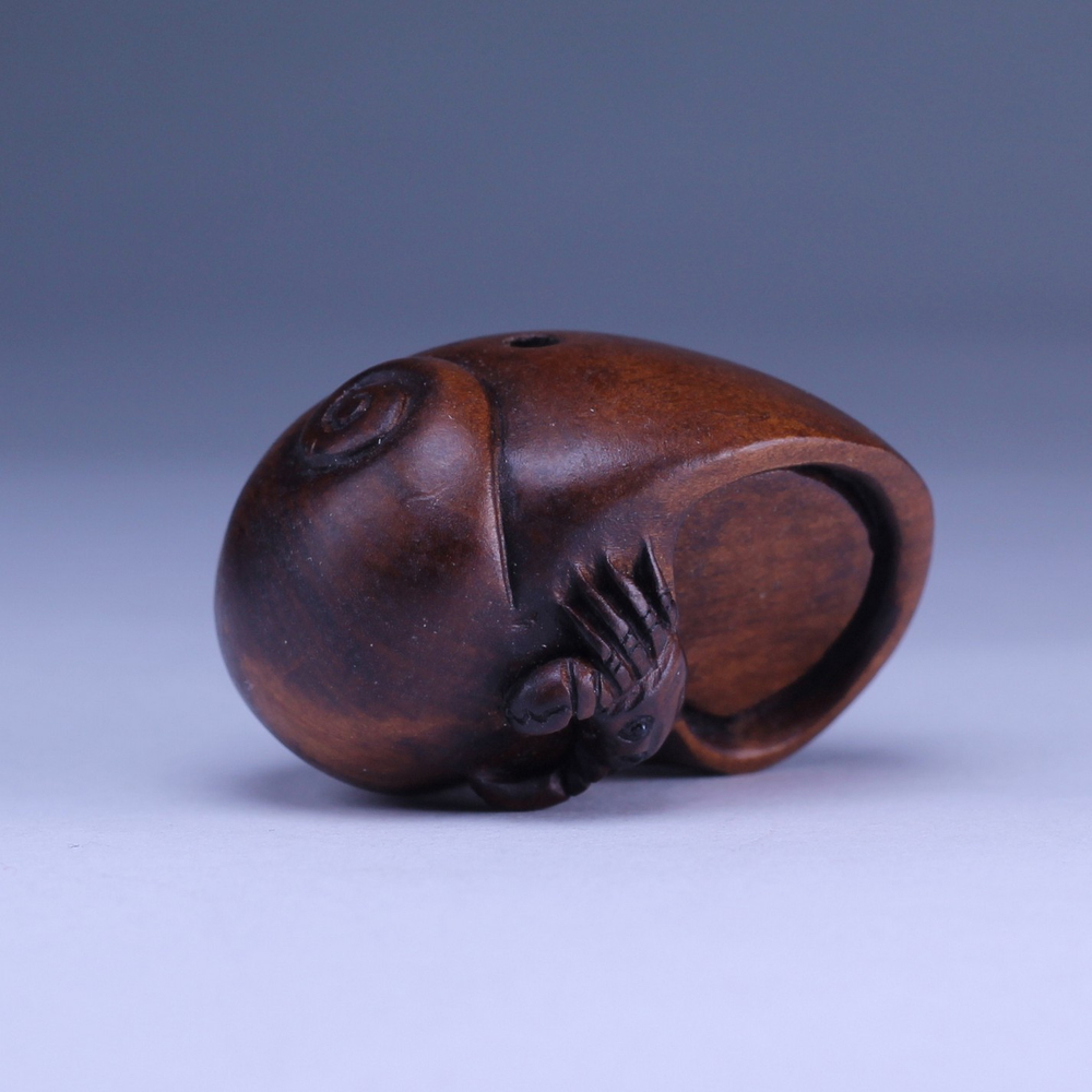 Нэцкэ Краб и раковина