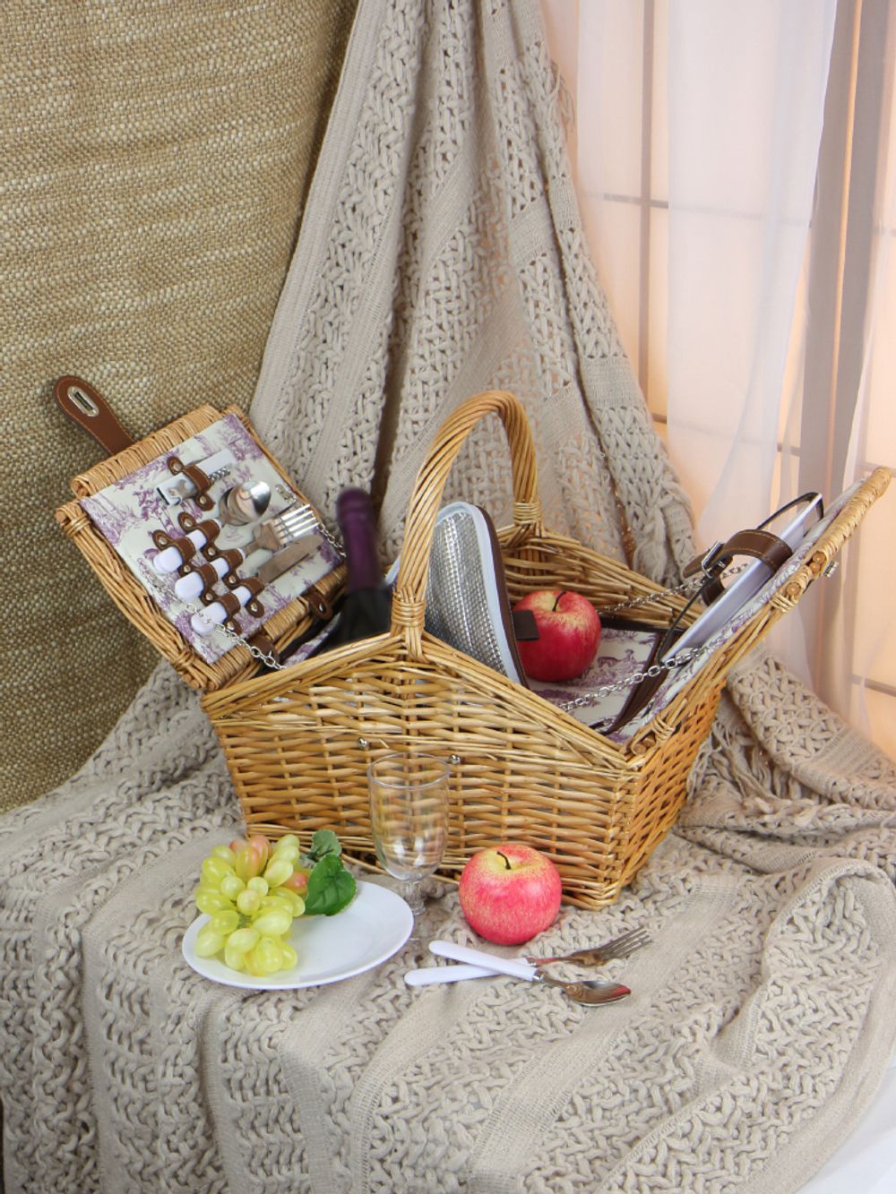 HOLYDAY BASKET Набор для пикника с термосумкой на 2 персоны