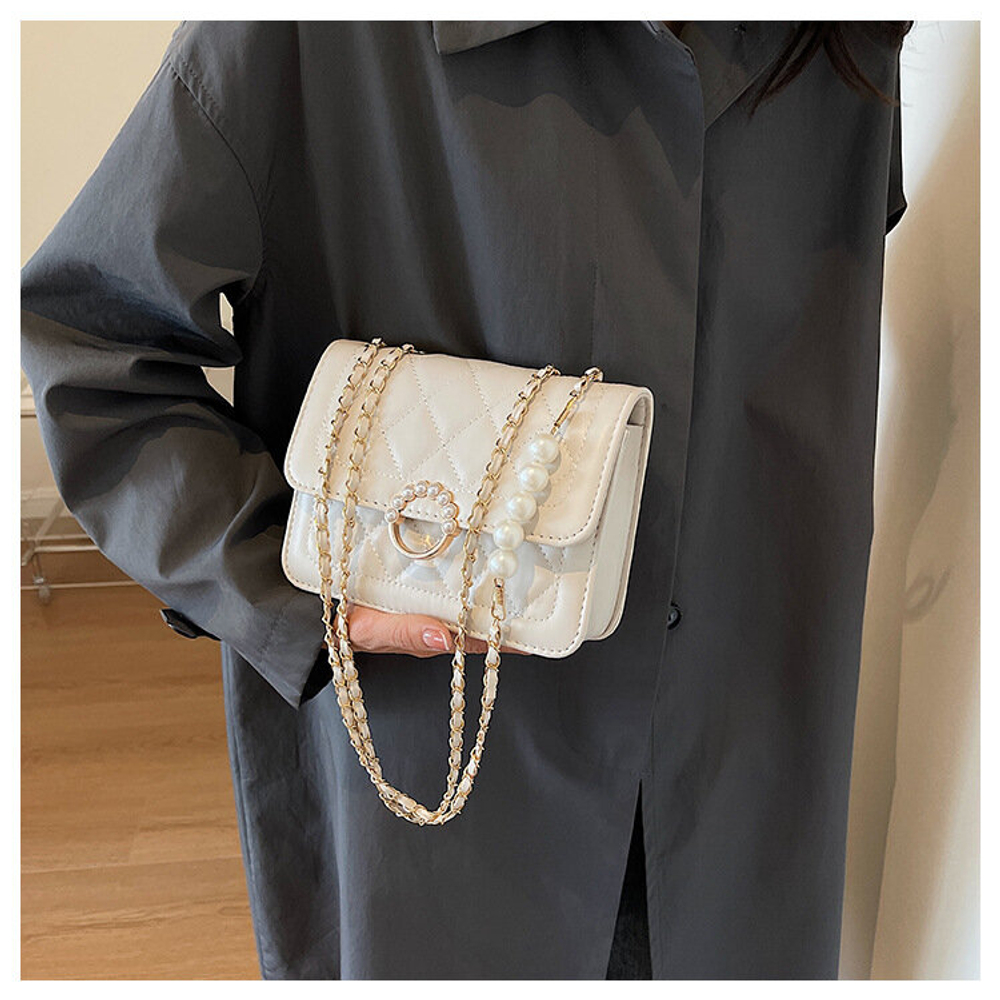 Сумка женская летняя стеганая с жемчугом, белый