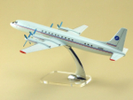 Модель самолета Ил-18 (М1:100, Мир НПП)