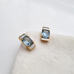 Небесно-голубые серьги Swarovski