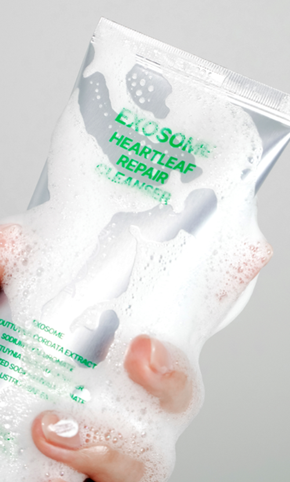 Dr.Reborn Exosome Heartleaf Repair Cleanser гель очищающий с экзосомами для лица