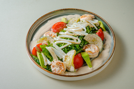 Салат с морепродуктами