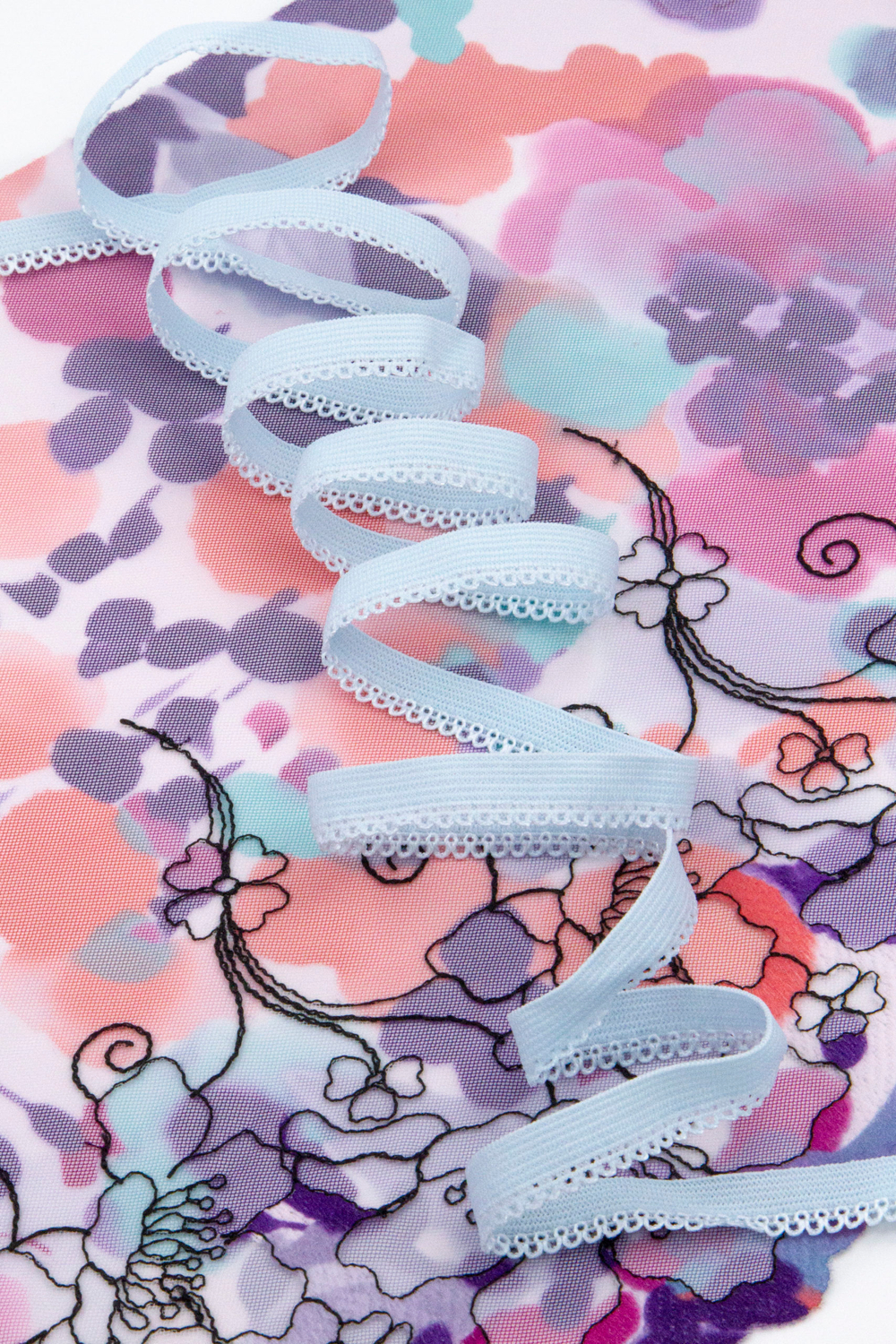 Резинка бельевая светло-голубая ажурная 9 мм без учета фестона