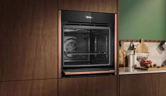 Духовой шкаф Neff B59CR72Y0