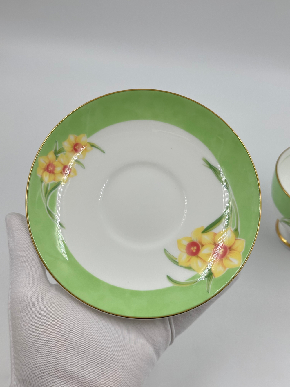 Чайная пара с нарциссом Yves Saint Laurent