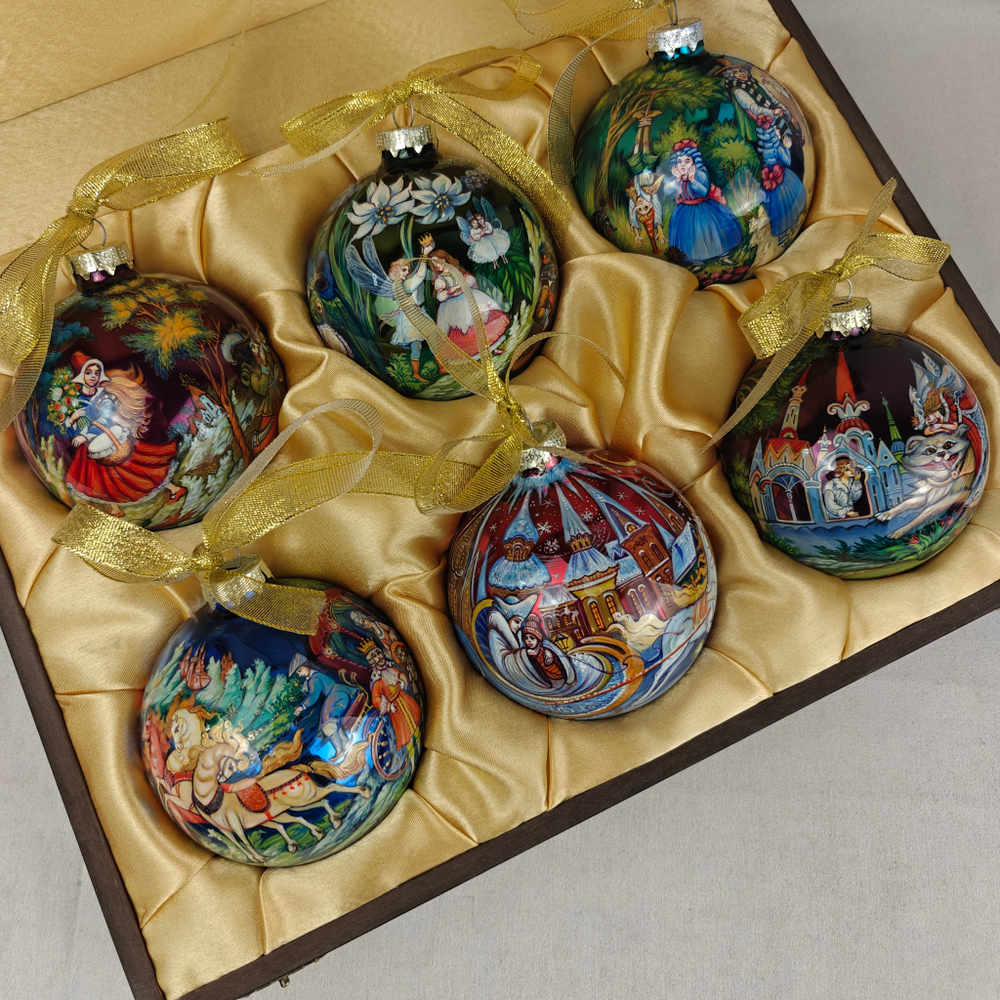 Сувенирный набор из 6-ти коллекционных ёлочных шаров " Сказки" с ручной росписью Палех