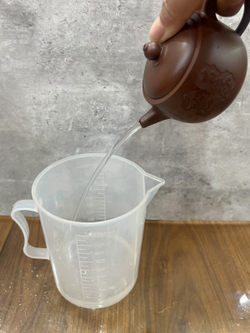 259305.2 Чайник ИСИН "Ю ВАНЬ" (Нефритовая чаша) 160мл, в подар.коробке, глина коричн.