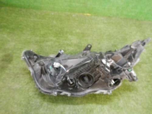 Фара правая Toyota RAV4 5 XA50 (2018-н.в.) LED