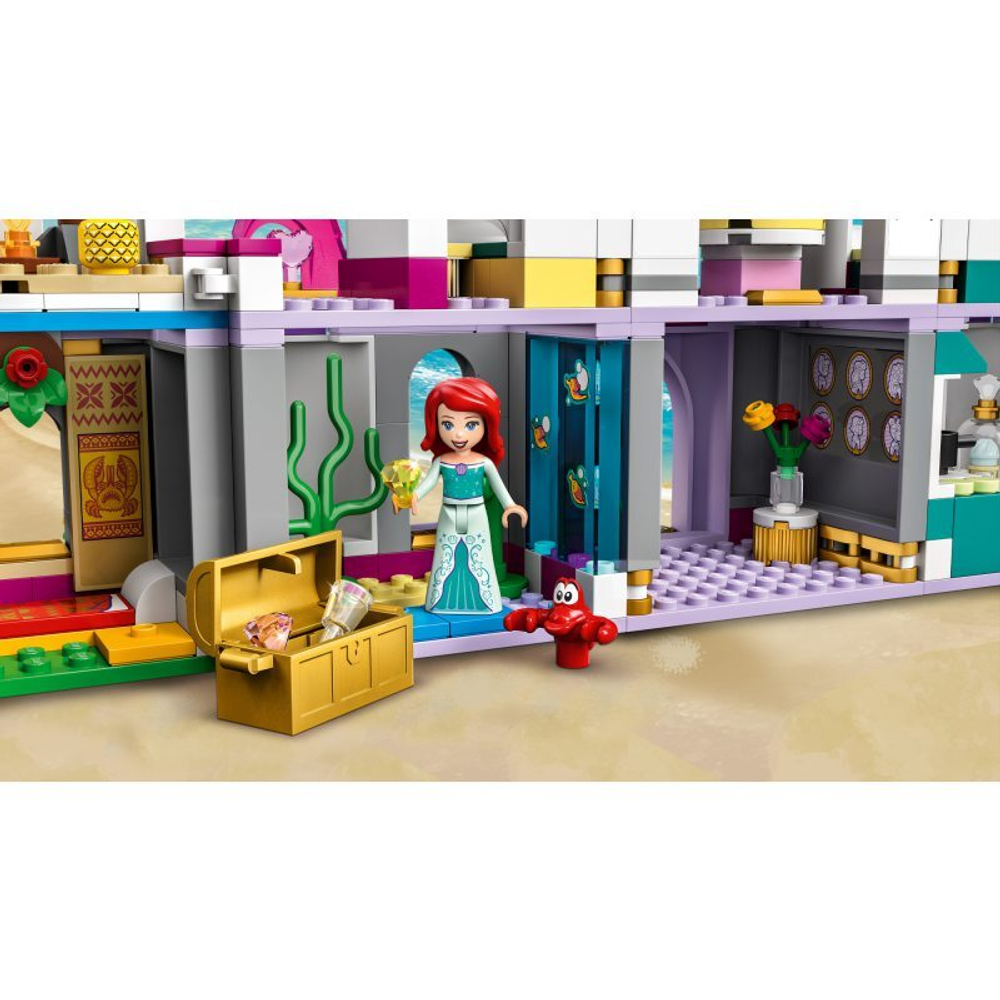 Конструктор LEGO Disney Princess Замок больших приключений 43205