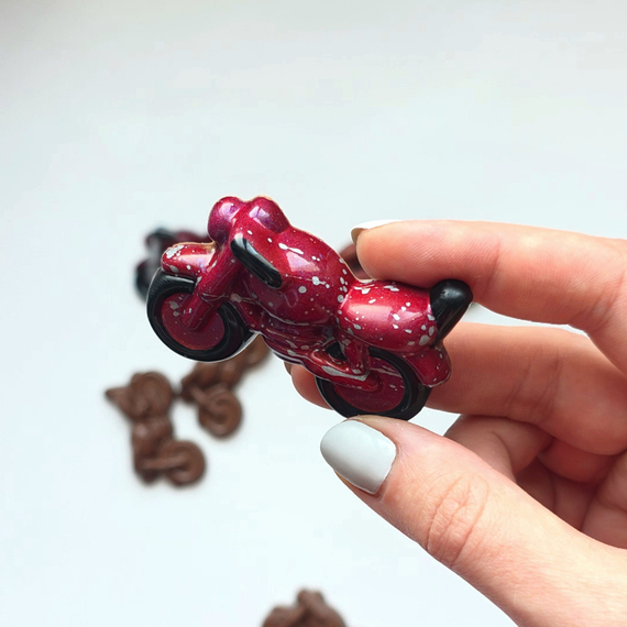 374 | Форма для шоколадных конфет "Мотоцикл" (275*175 мм)