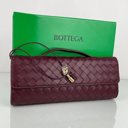 Клатч Bottega Veneta