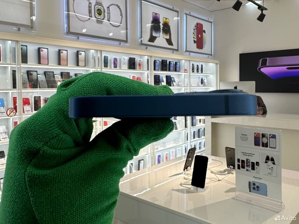 iPhone 13 256 ГБ б/у