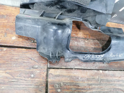 Дефлектор радиатора правый Toyota RAV4 IV (XA40) 15-19 Б/У Оригинал 1669136090