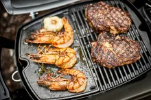 Портативный газовый гриль Weber Q 1200, 1 горелка, чёрный