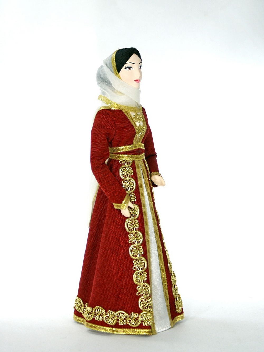 Кукла коллекционная Чеченка в национальном костюме