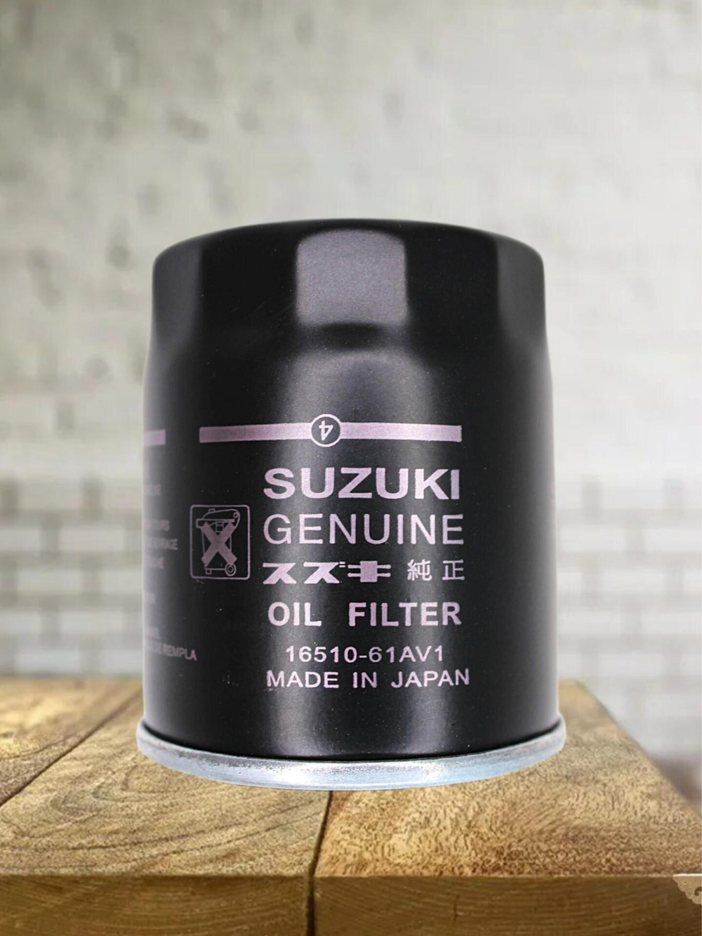 Фильтр масляный 1651061AV1 Suzuki Escudu, Grand, Ignis, Liana, Swift, SX4, Vitara, Jimny