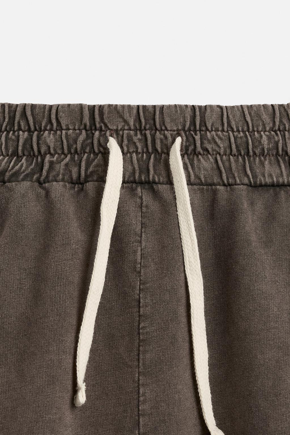 Шорты relaxed fit из ткани с эффектом потертости
