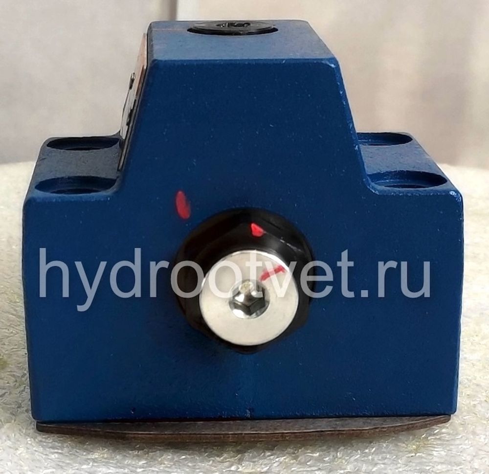 DR10DP1-4X/75YM - Редукционный клапан Ду 10 трехлинейный, прямого действия с давлением регулировки до 75 бар, 1 = рукоятка, обратный клапан - М = нет