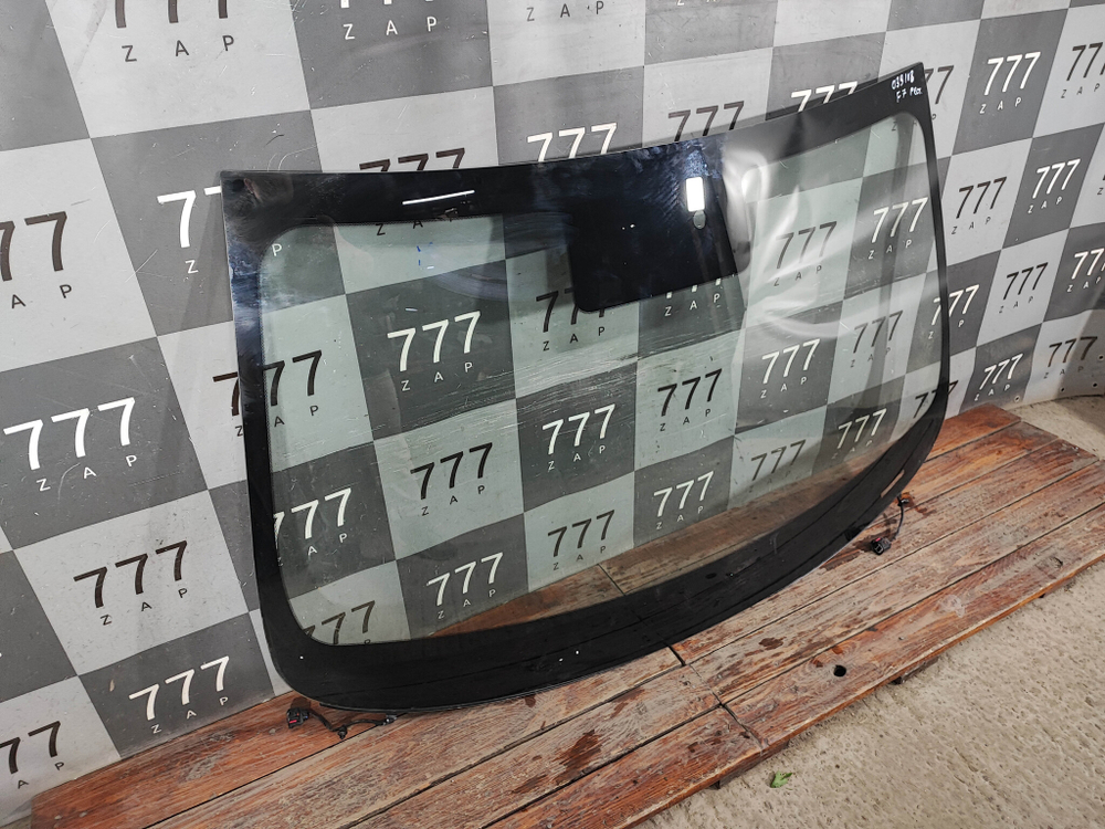 Стекло лобовое с обогревом Haval Jolion 21-нв Б/У Оригинал 5206605XST10A