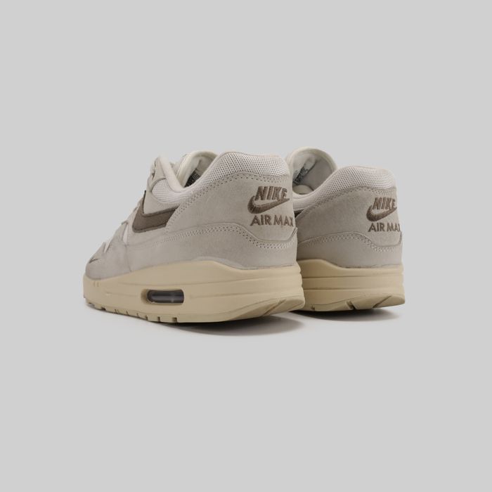 Кроссовки Nike Air Max 1 Ironstone артикул:DZ4494-100 - купить в магазине Дайс