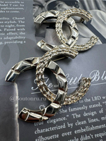 Брошь Золотистая Шан. Стеганая