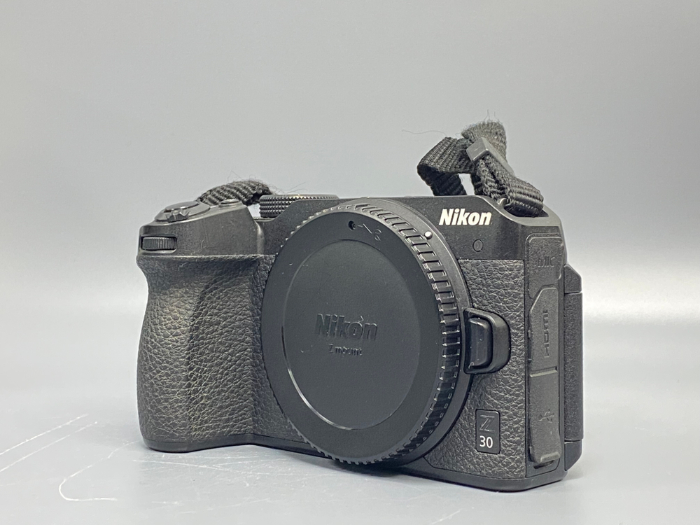 Nikon Z30 223.000 кадров