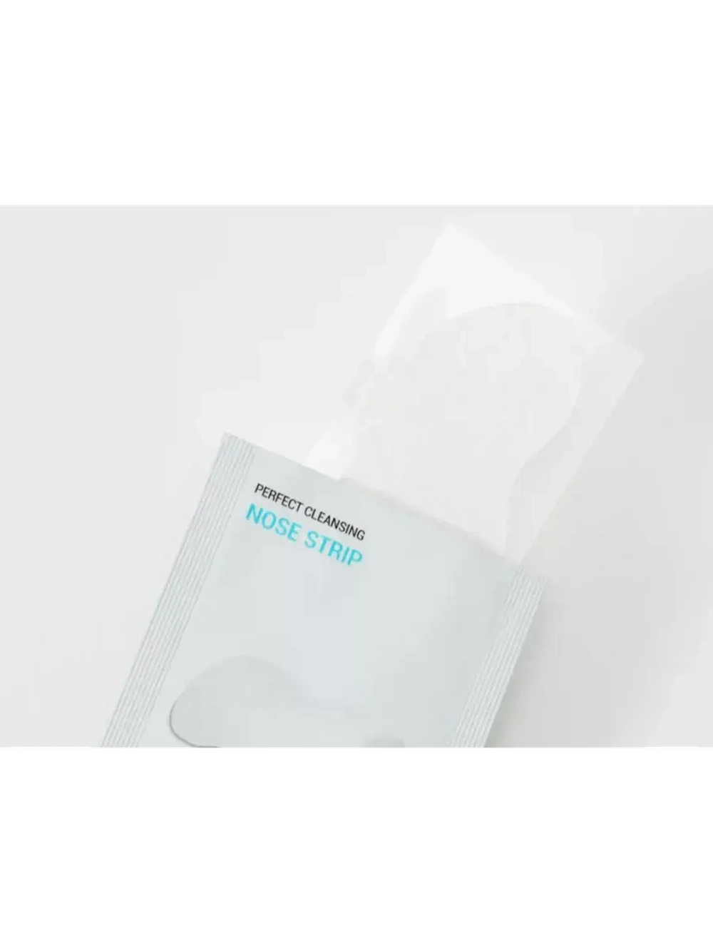 Патчи для носа cleansing nose pack YADAH кол-во 10шт.