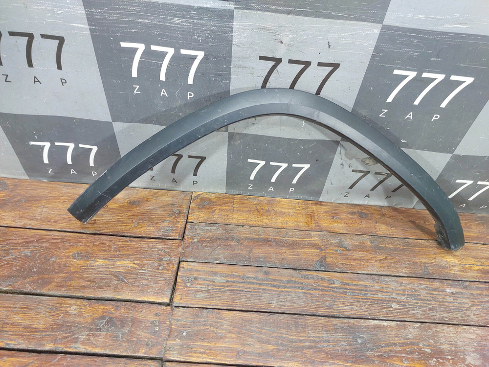 Накладка крыла переднего правого Toyota Fortuner 2 15-нв Б/У Оригинал 756010K021