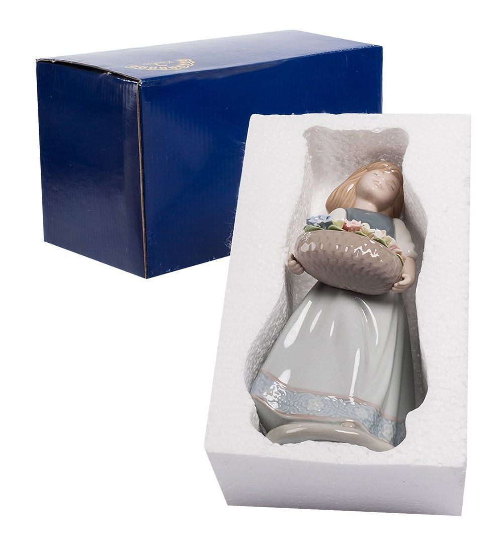 Pavone CMS-20/25 Статуэтка «Девушка с цветами»