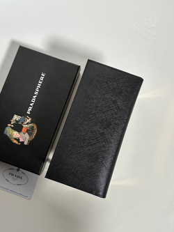 Бумажник Prada