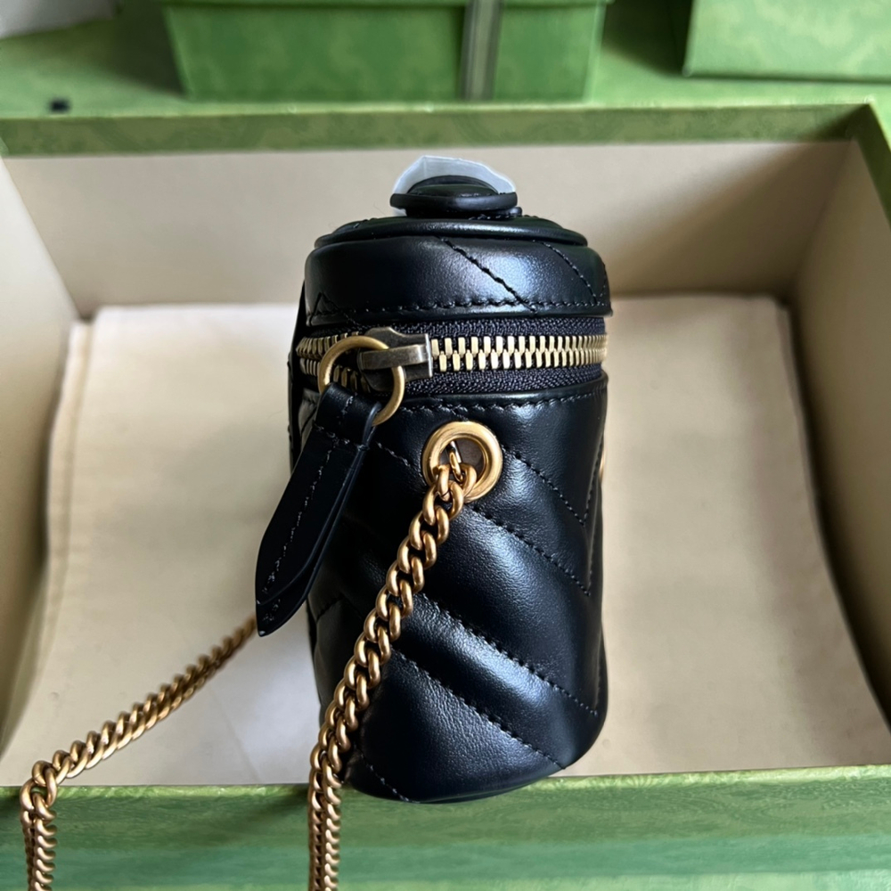 Gucci Marmont Mini Top Handle Bag 16 cm