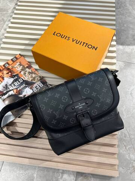 Сумка через плечо Louis Vuitton