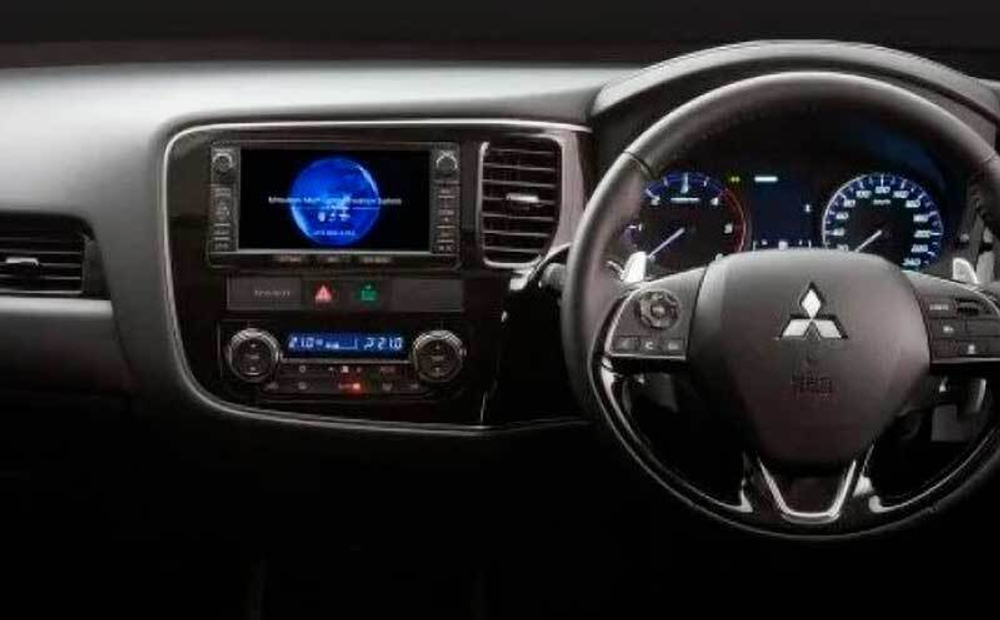 Topway TS18 3+32GB 8 ядер для Mitsubishi Outlander 2012-2018 (прав)