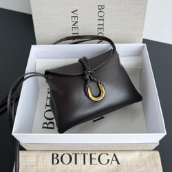Bottega Veneta Baby Liberta 24 cm