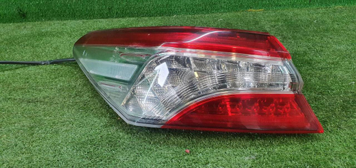 Фонарь Комплект Toyota Camry XV70 (2017-н.в.) LED