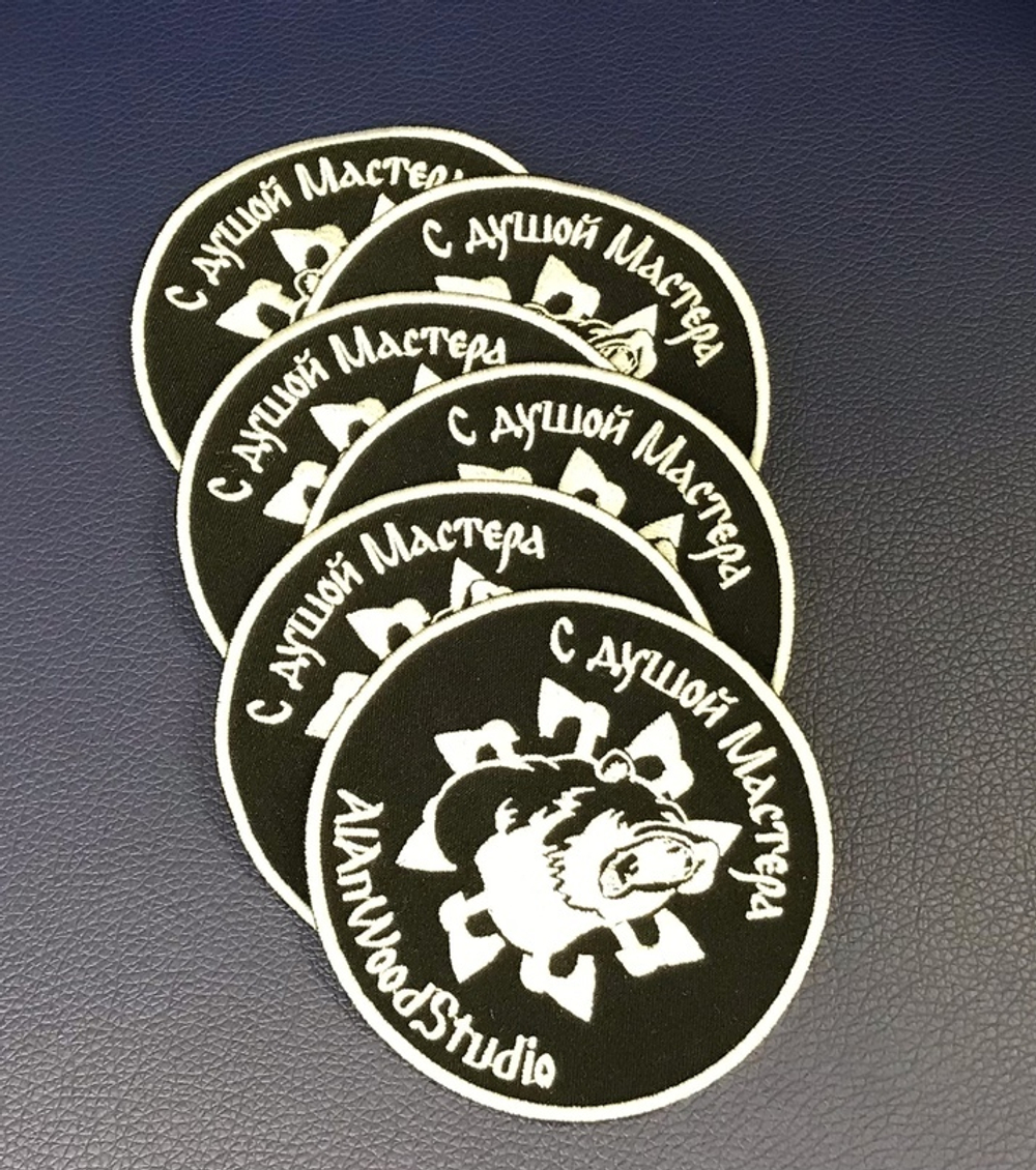 Вышивка шевронов, логотипов.