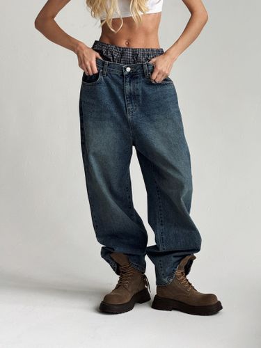 Джинсы с имитацией боксеров