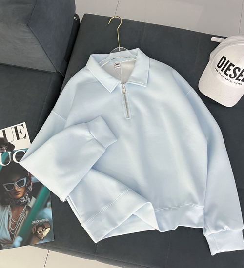 Свитшот на замке