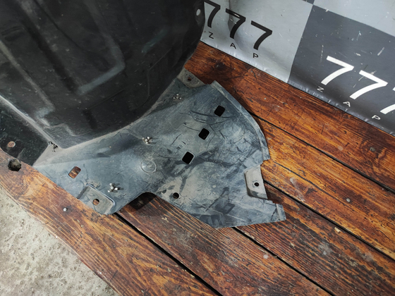 Подкрылок передний левый Changan Alsvin 18-нв Б/У Оригинал B511F2709041500