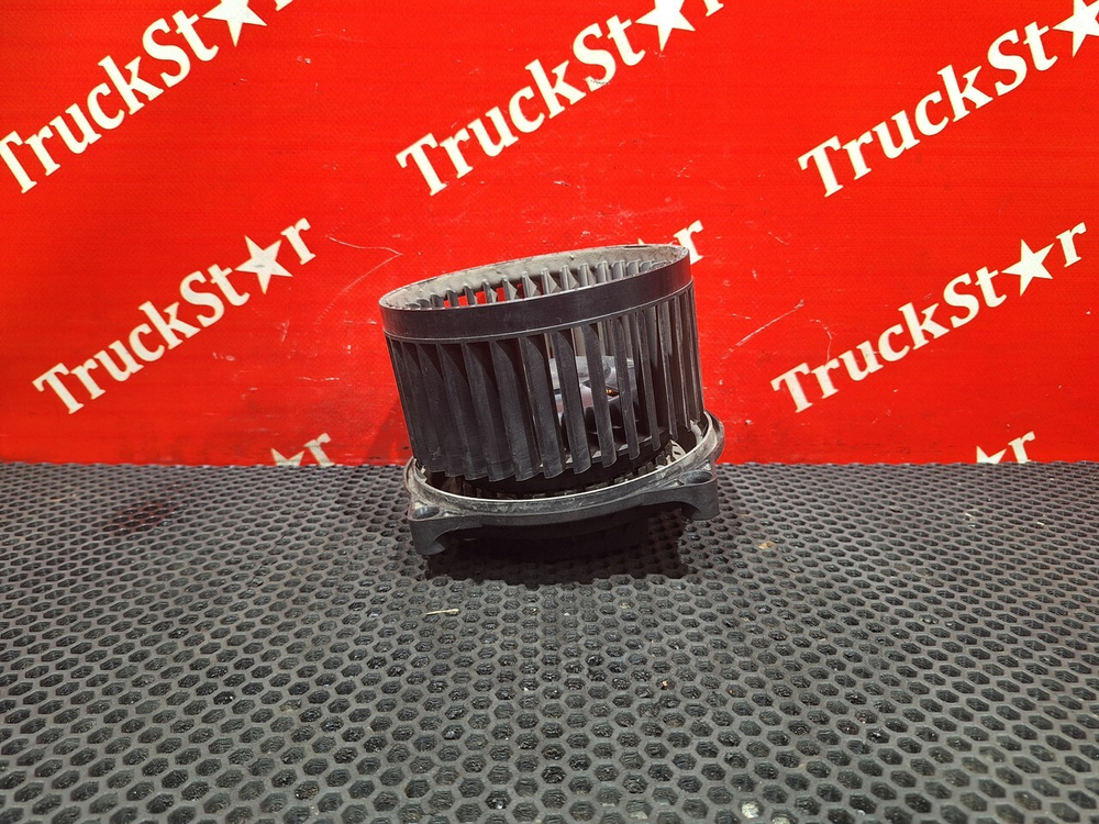 Моторчик отопителя 2018г.